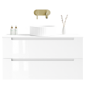 Szafka umywalkowa wisząca LINDA Veldman w kolorze białym z białą umywalką oraz złotą baterią ścienną